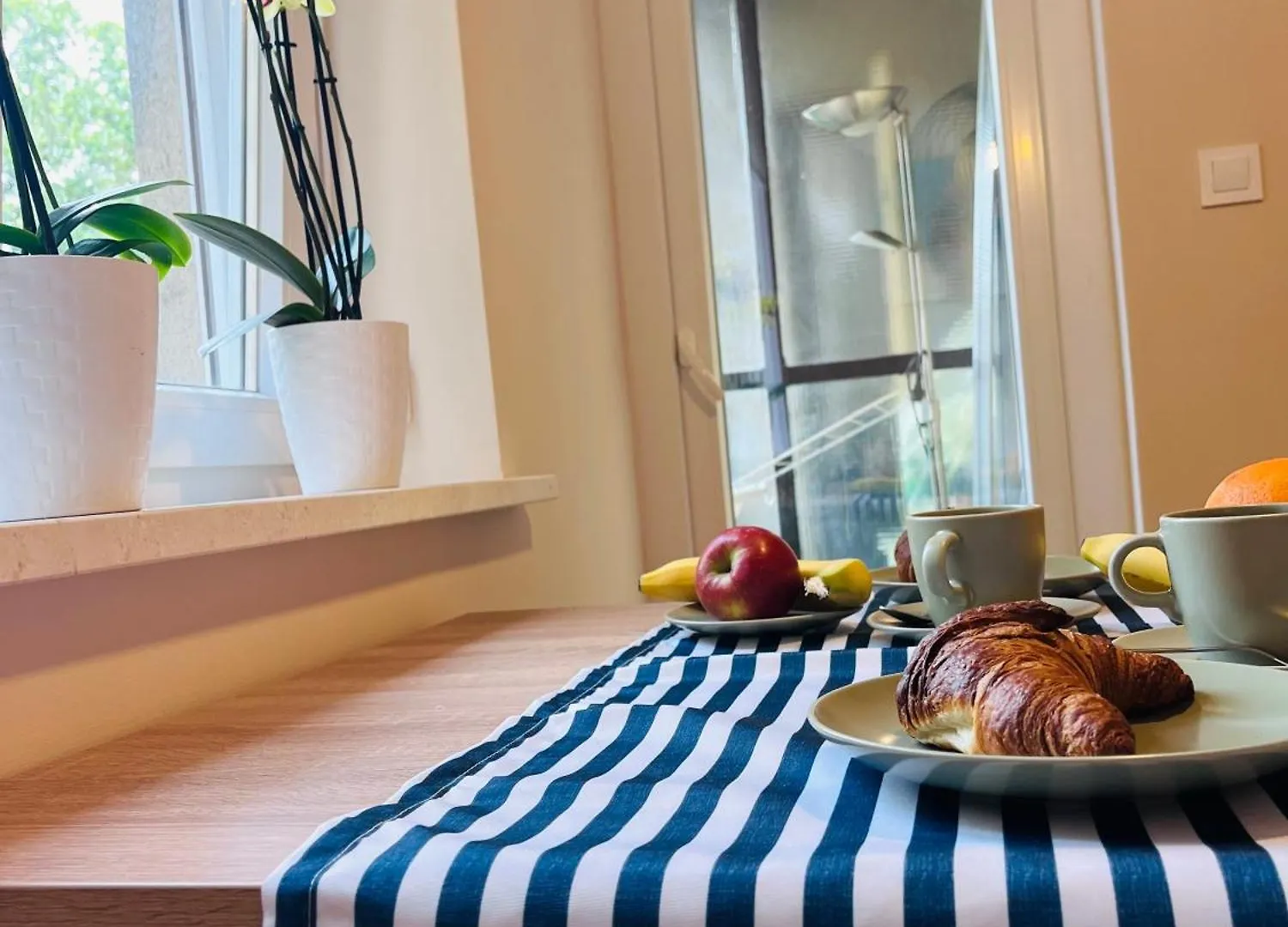 Pula King'S Square Apartment - Free Parking Croatia